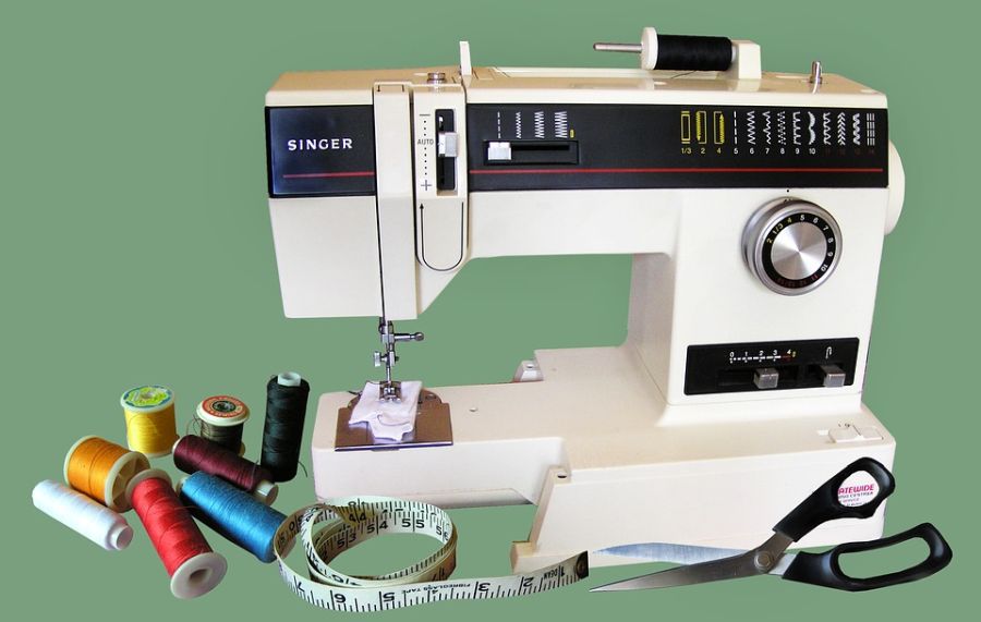 Why most young people no longer know what a sewing machine is and how to correct it
