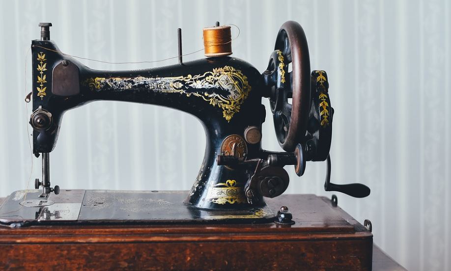 a vintage sewing machine